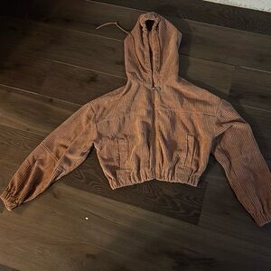 Cropped brown long sleeve